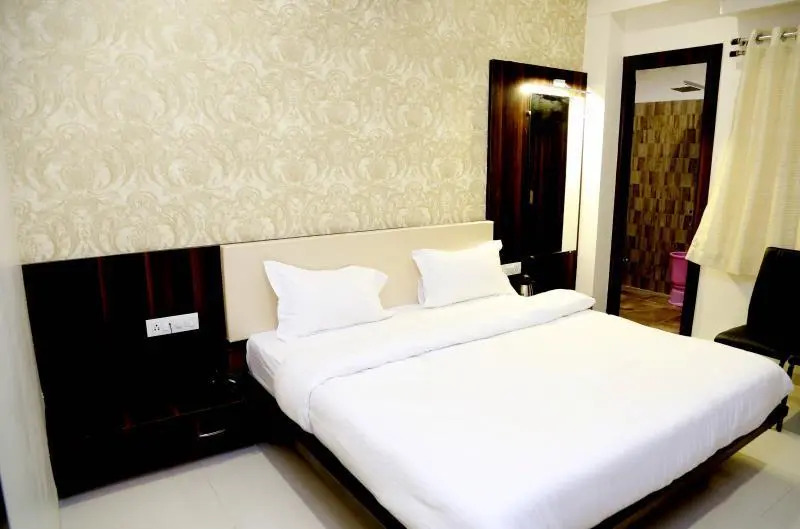 Hotel Kamad Giri