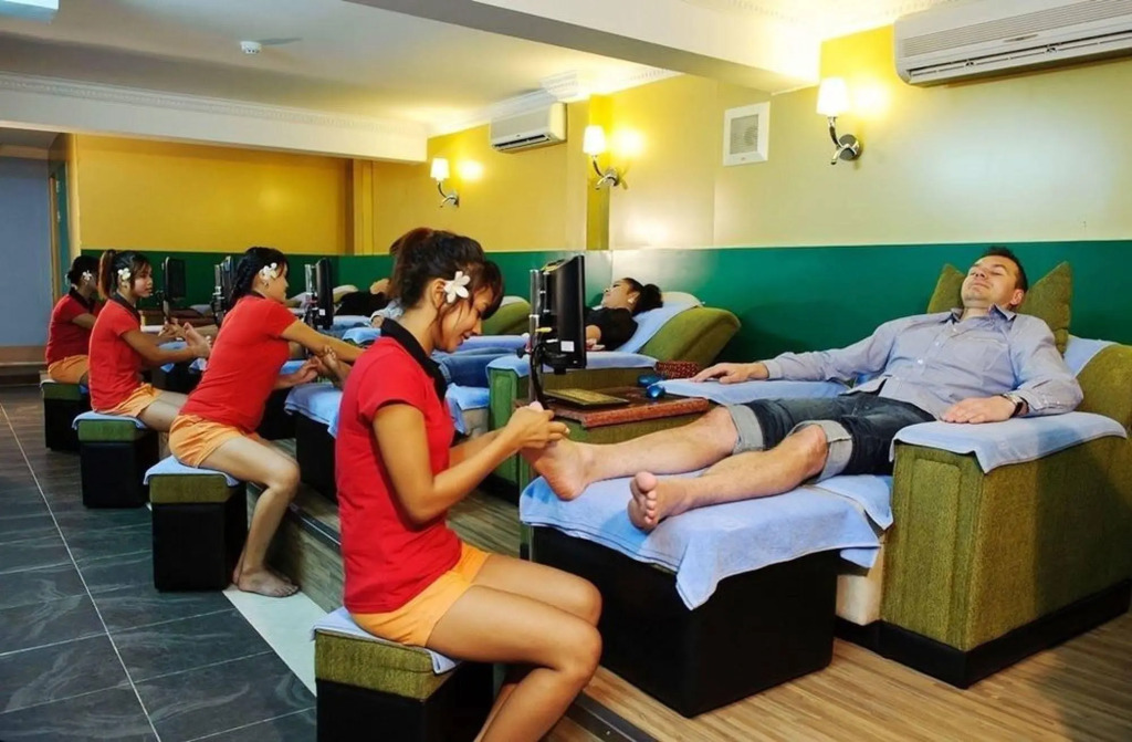 Hotel Luxury World