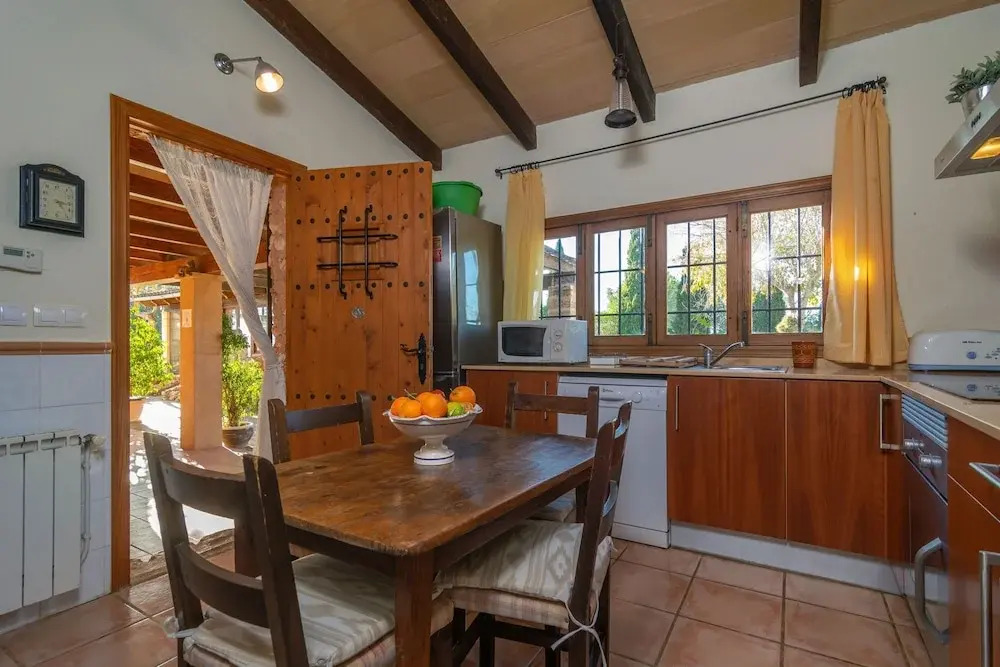 Canaus in Campos With 3 Bedrooms and 2 Bathrooms
