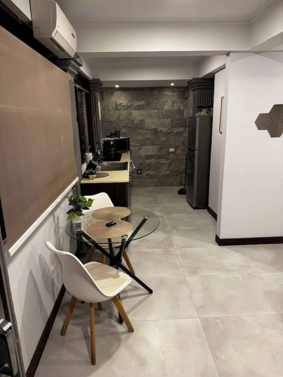 Studio 05 in Santa Ana Central, Convenient, and Comfortable