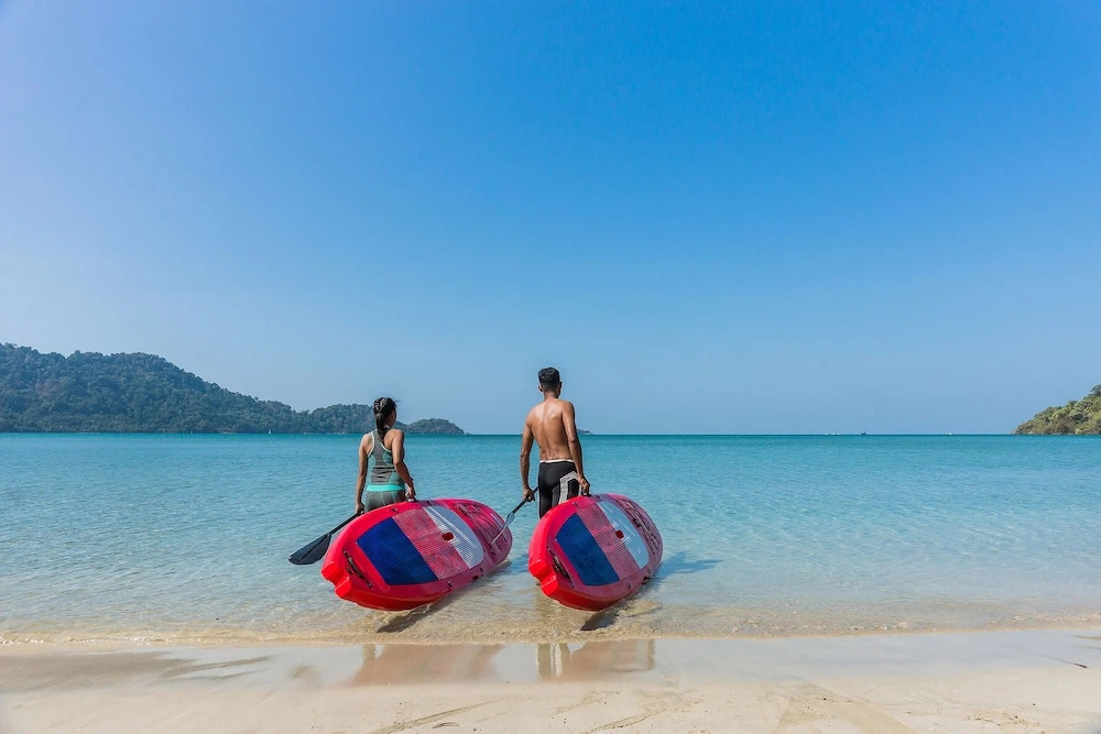 Coral Cove Beachfront Villa - Koh Chang