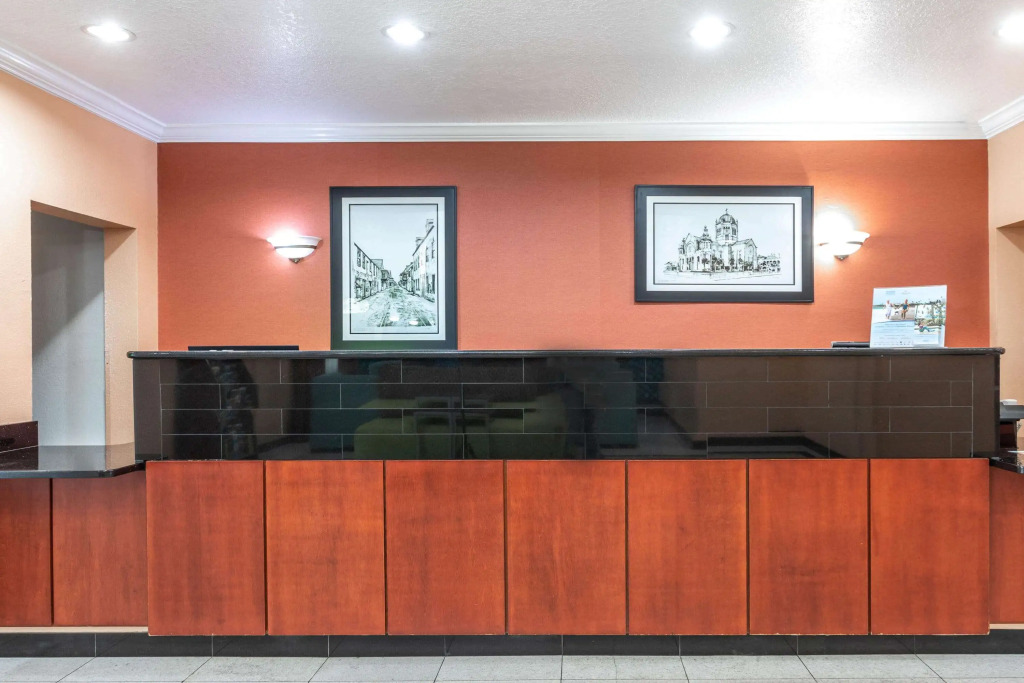 La Quinta Inn & Suites by Wyndham St. Augustine