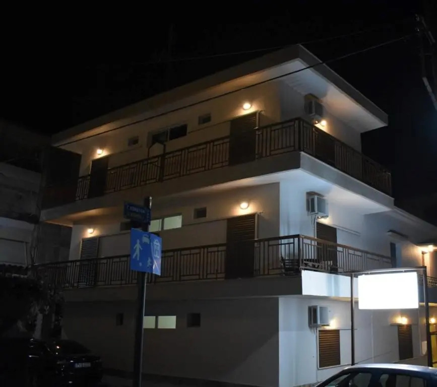 Polemarhos Guest House 10