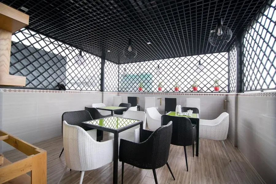 Silk Hotel