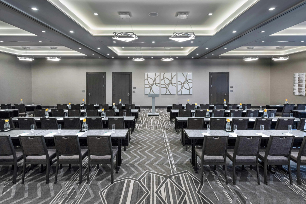 Homewood Suites By Hilton Boston Logan Airport Chelsea