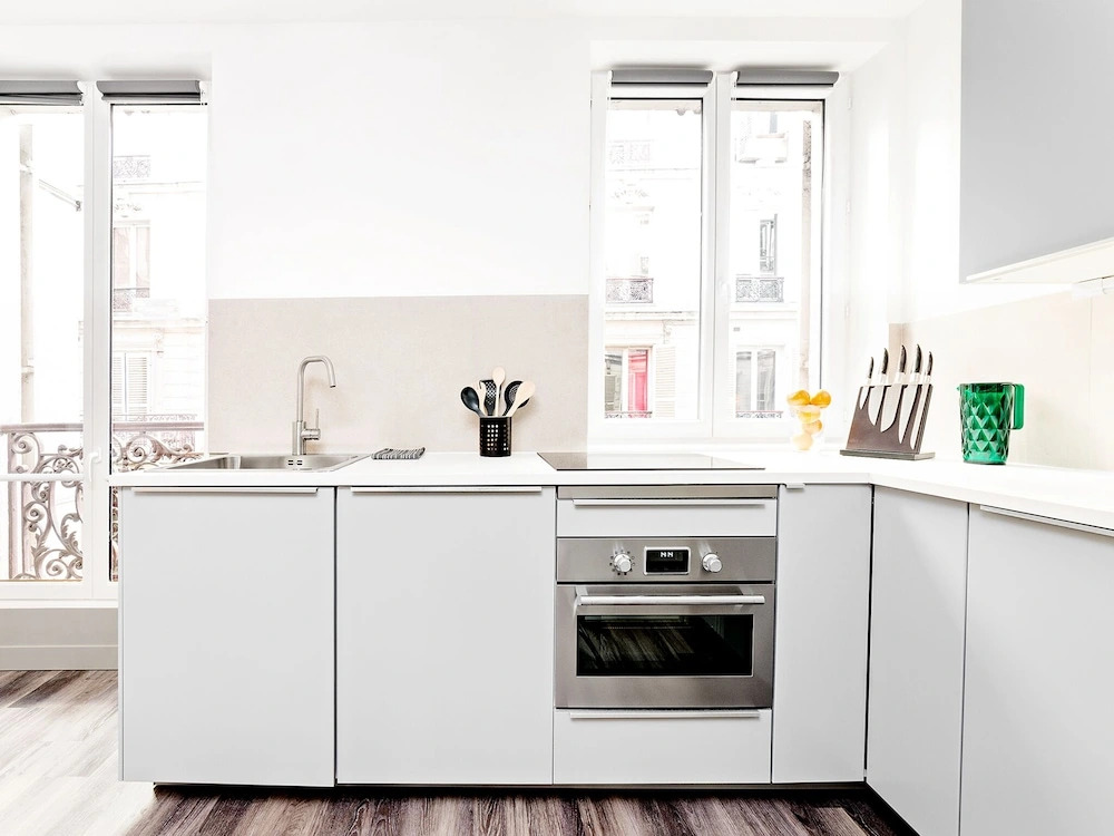 LUX 3 & 4 BDR Montmartre I by Livinparis