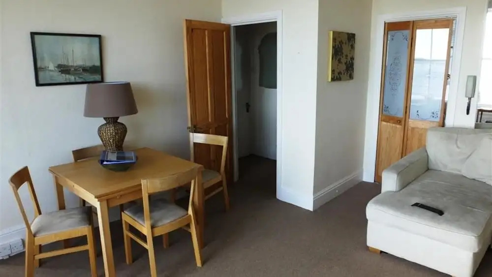 St Catherines 2 Flat 3