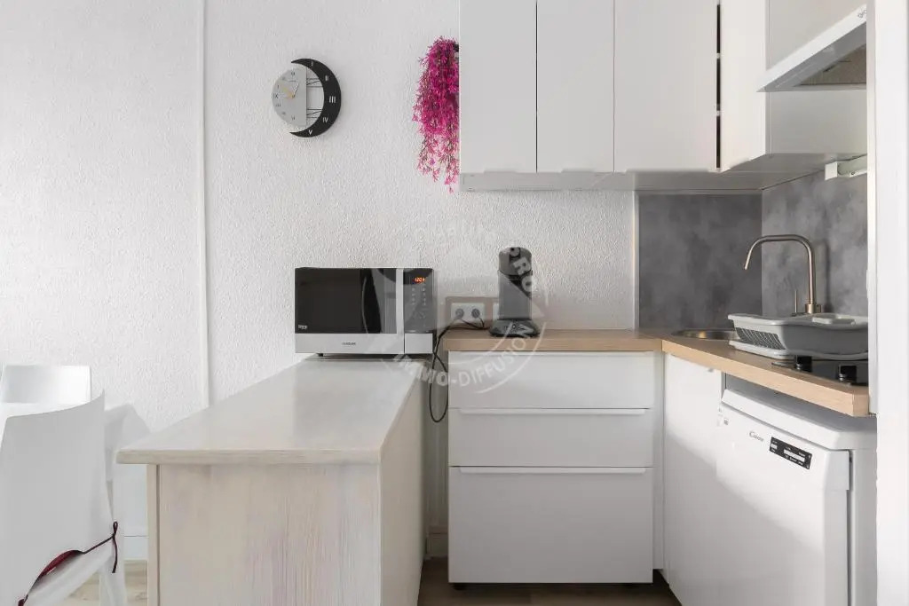 AS20165 - Studio cabine avec parking privé proche de la plage