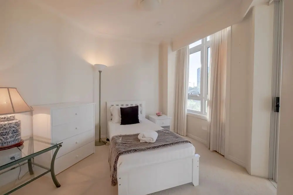 Resort-Style Apartment Opposite Beach