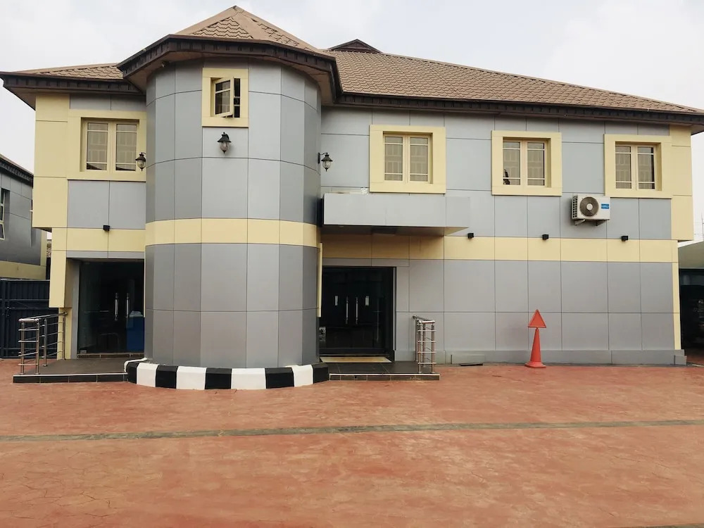 IBD International Hotel Ilaro