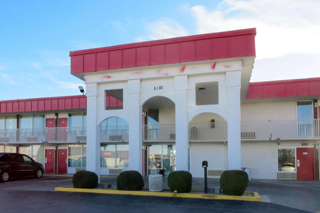 Econo Lodge Paducah West I-24