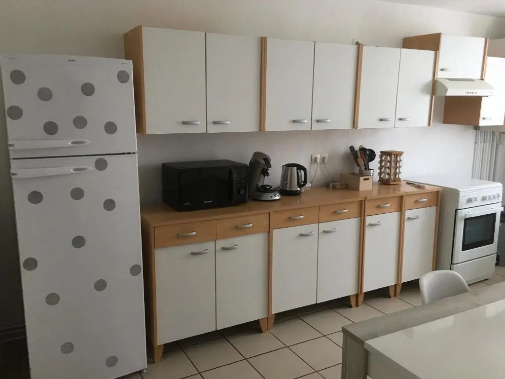 Maison calme avec 3 chambres, proche centre-ville Lunéville & gare, accès facile à Nancy - FR-1-584-106