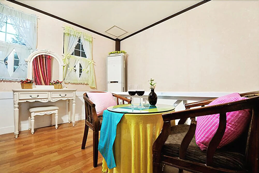 Pocheon Sunbeam Maru Pension