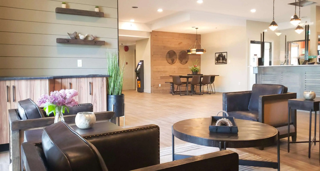 Prestige Hudson Bay Lodge & Conference Centre, WorldHotels