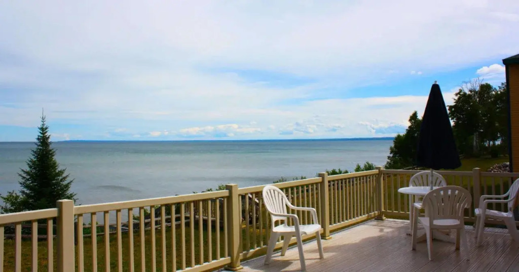 Best Western Lakefront Inn
