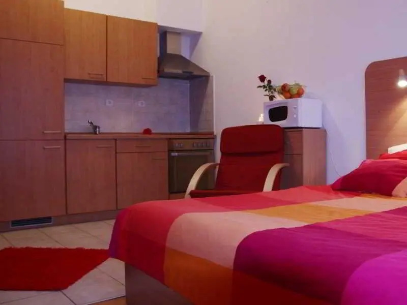 Paradise Apartments
