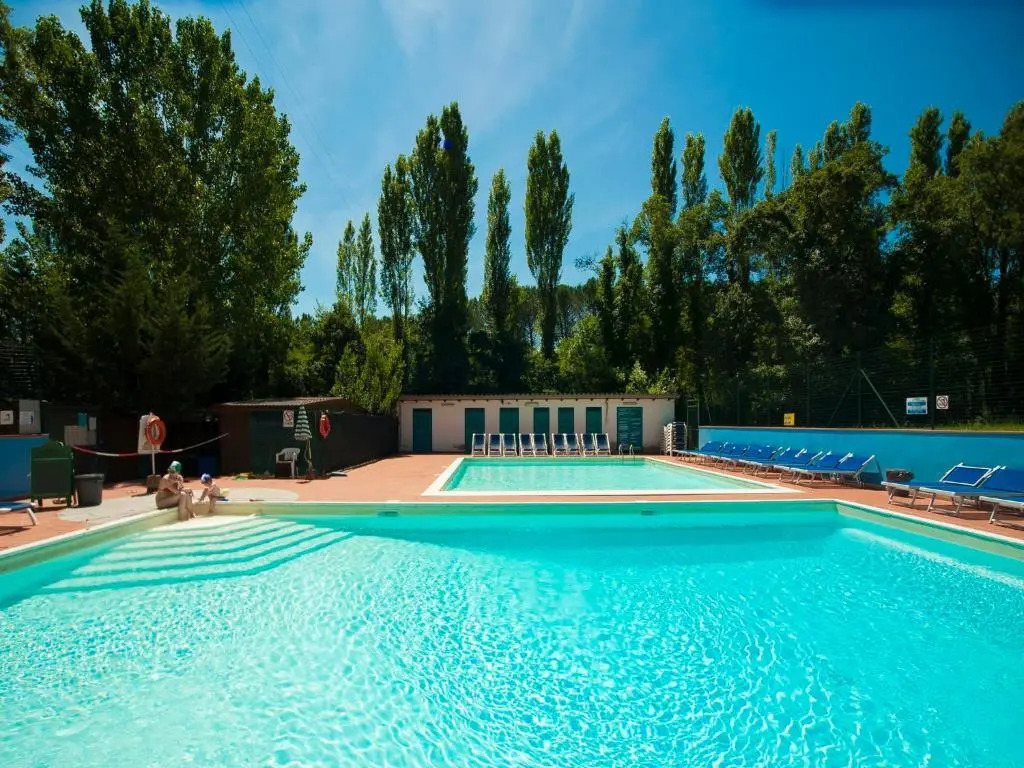 hu Firenze Certosa camping in town