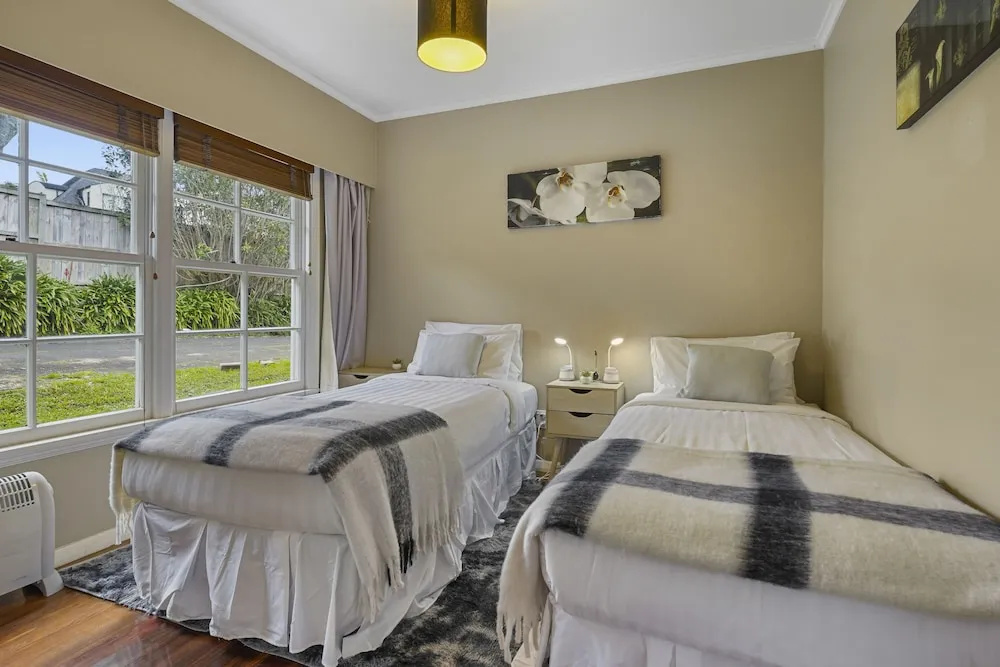 Kohi Family Home- Netflix & Gardens View