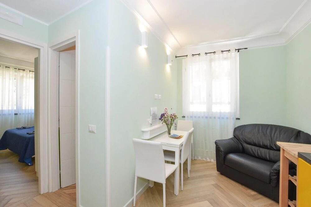 Apartament "CARPE DIEM" in the Historical center 680mt,half mile, 10 minutes away from main square, accessible by 59 steps