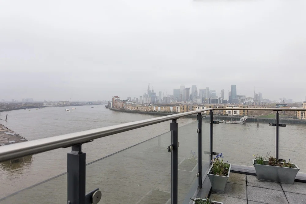 1 Bedroom Riverside Flat in Greenwich