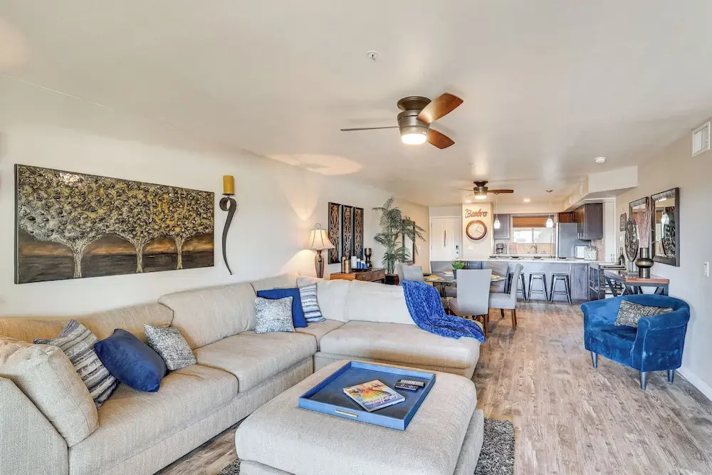 Walkable Waterfront Oasis w/ London Bridge Views!