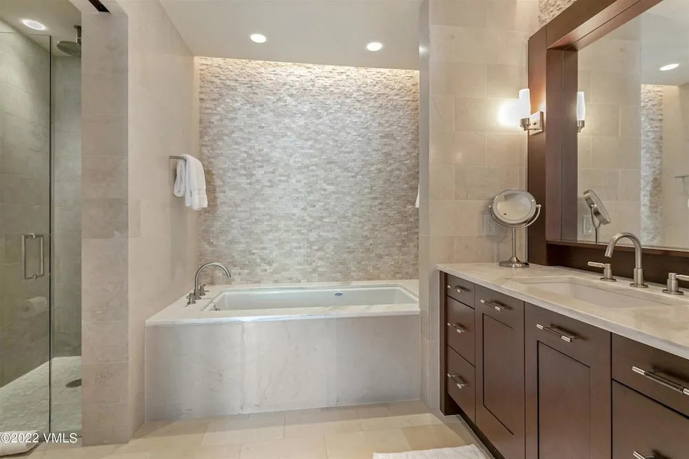 Platinum Vail Solaris 2 Bedroom Vacation Rental Set At The Base Of The Mountain Just Steps From The Gondola