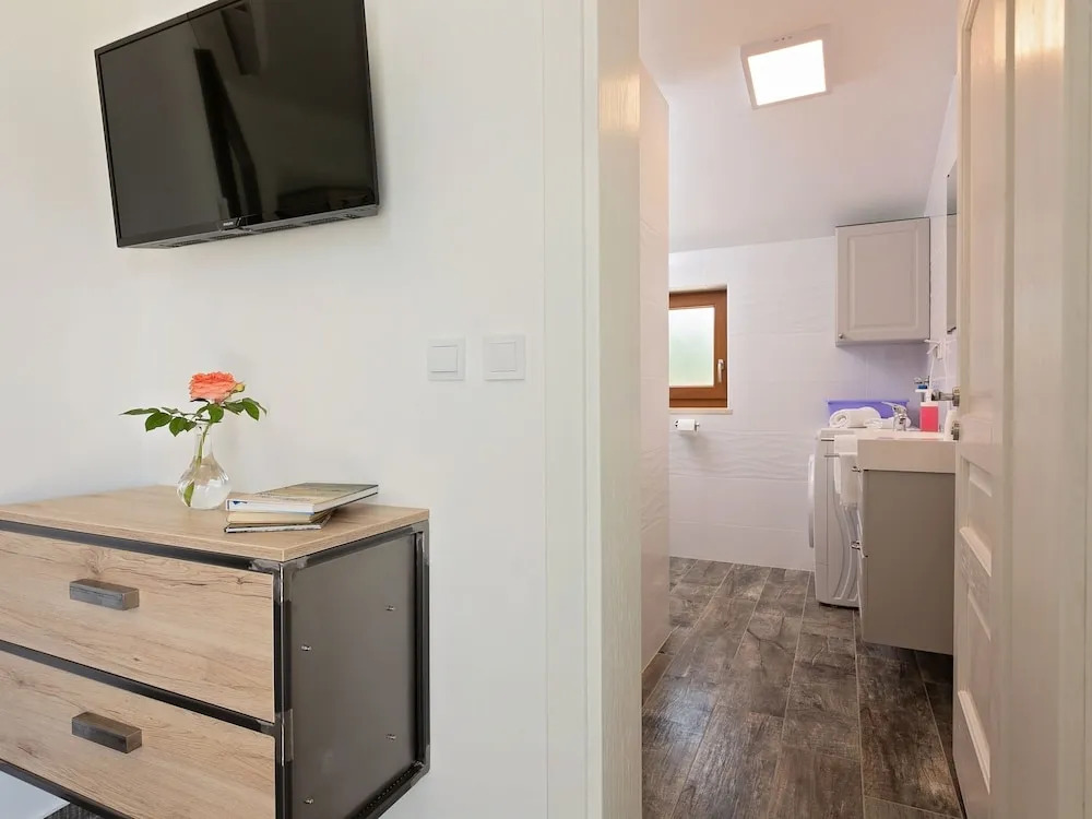 Single Storey Villa For 4 Persons With Private Pool Near Pula And Beach