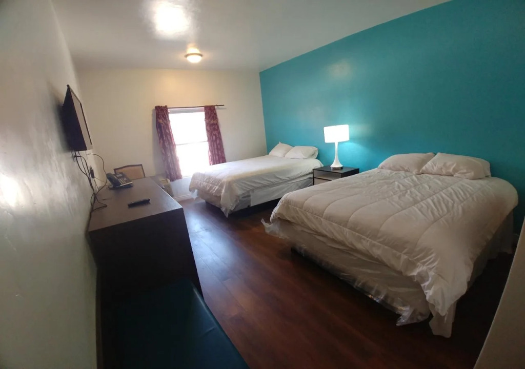 Alien Residence Inn