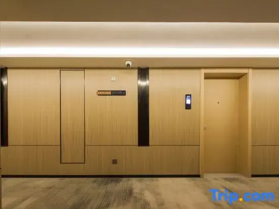 Yast International Hotel