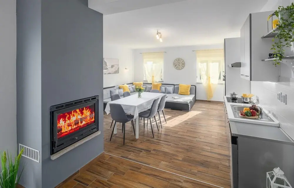 Amazing Home in Vodnjan With Wifi, 3 Bedrooms and Outdoor Swimming Pool