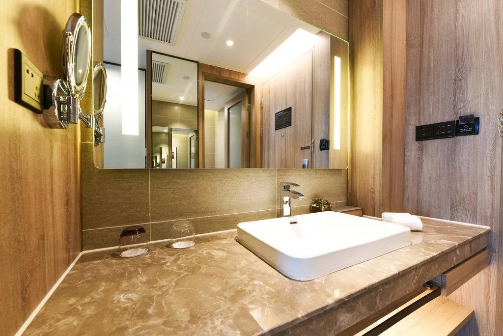 Atour Hotel