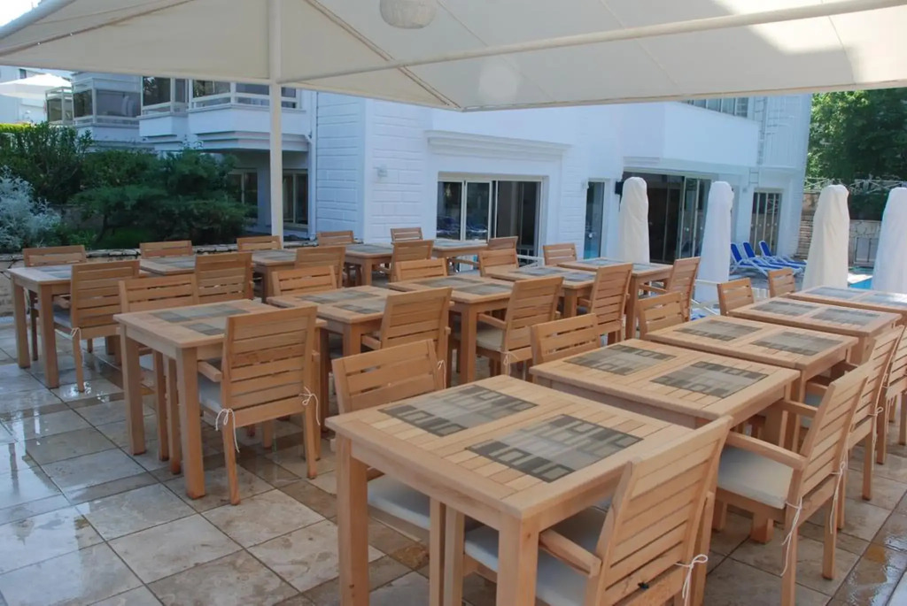 Villa Adora Beach