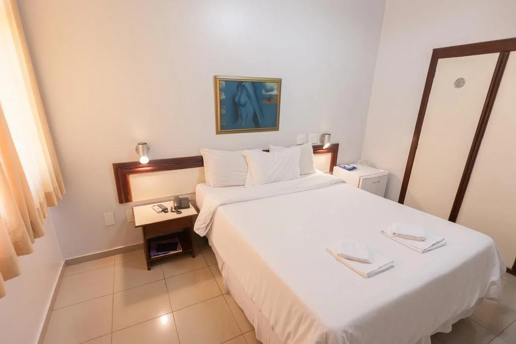 Lessa Hotel