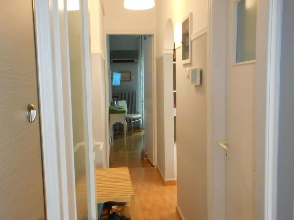 Snug apartment in Αθήνα with veranda