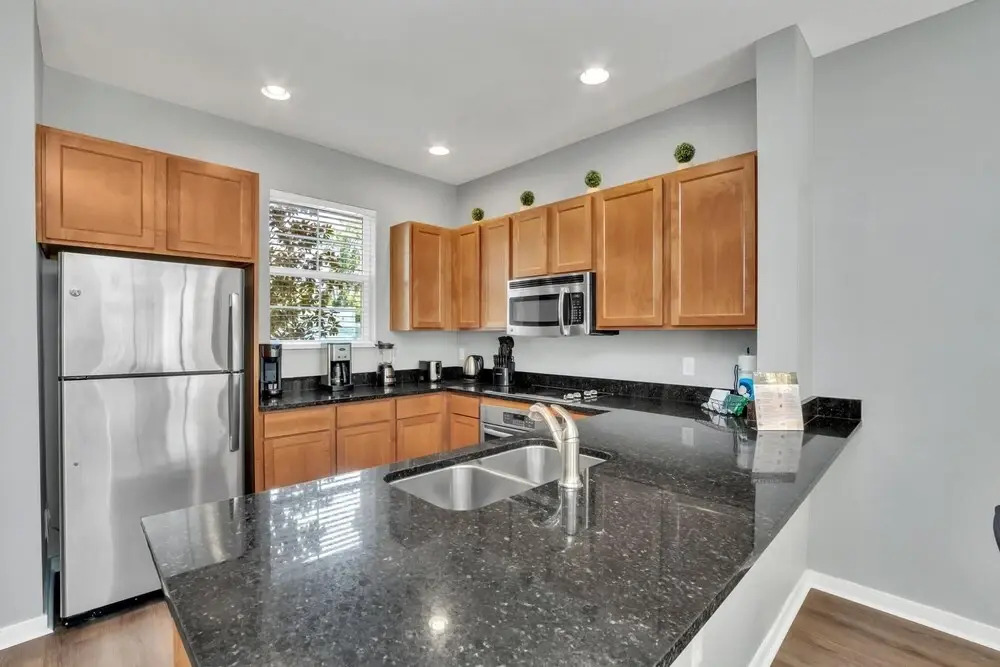Spacious 2BR Townhome With Resort Access - Near Disney