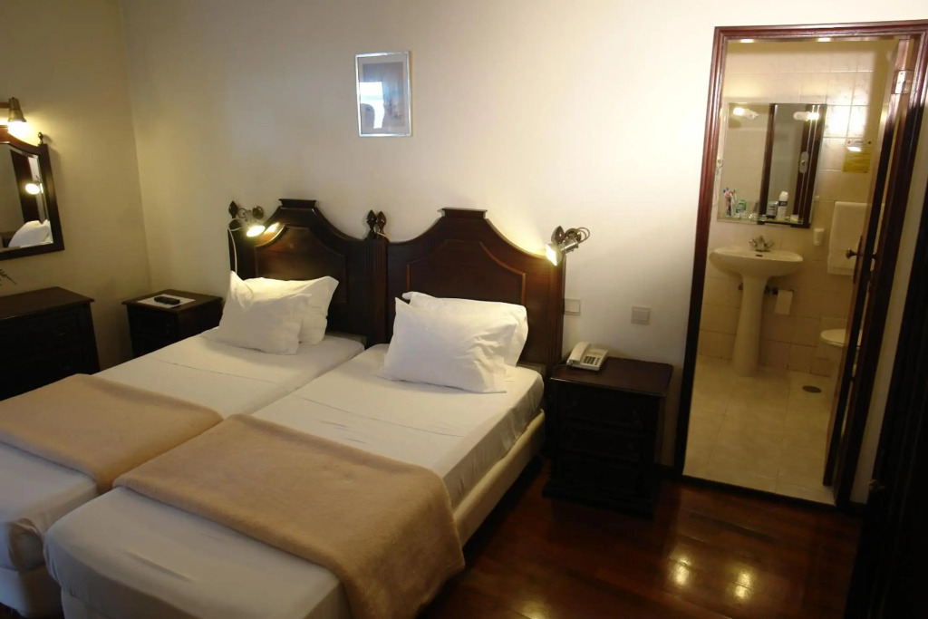 Hotel Sirius
