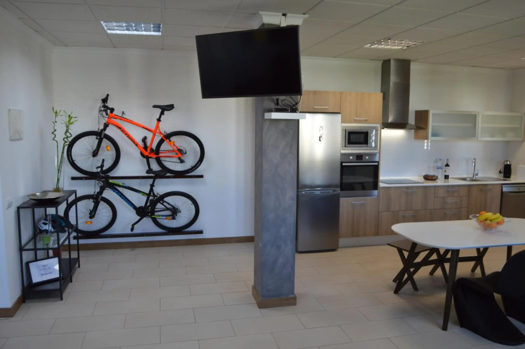 Moai Loft