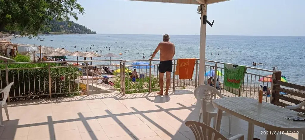 lemonishouse by the sea 2