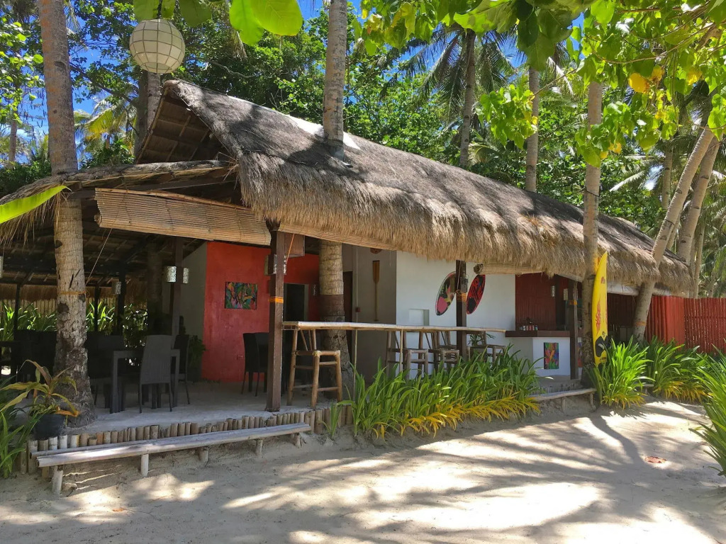 Rieseling Boracay Beach Resort