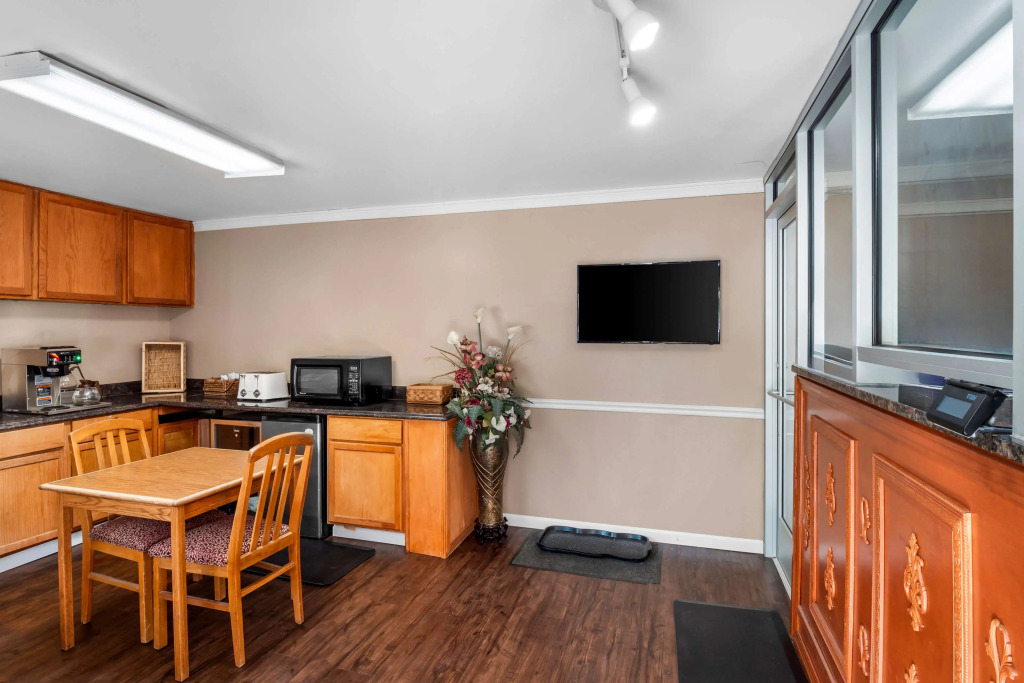 Americas Best Value Inn Jonesville/Hillsdale