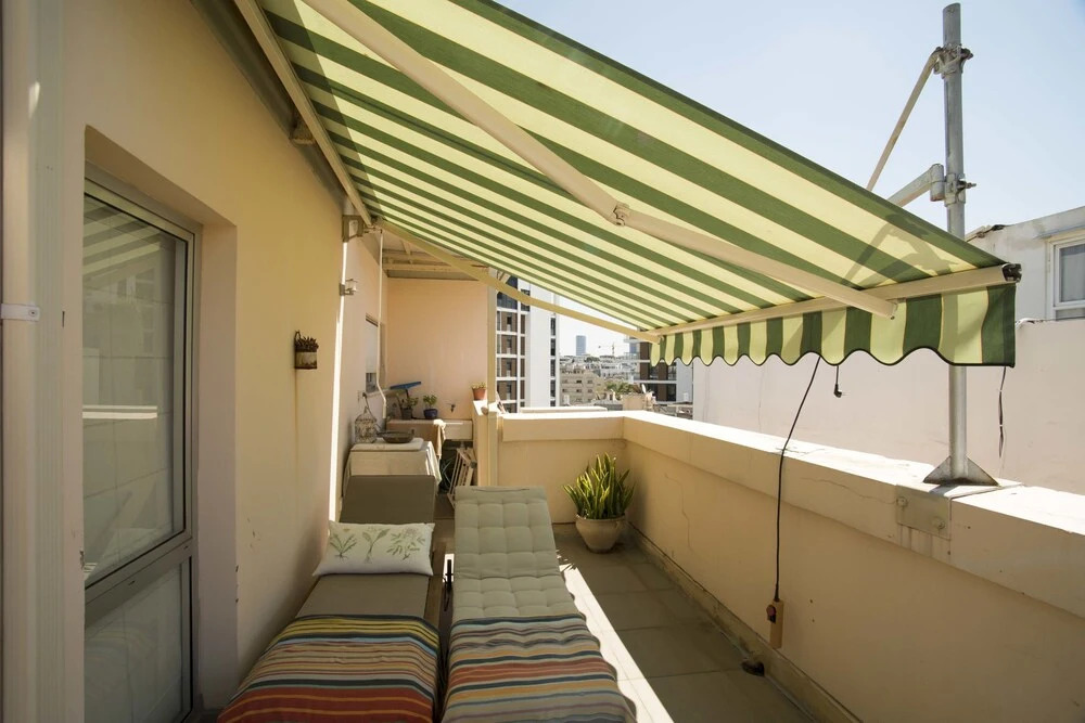 Sasson & Co Luxury Roof by Rothschild