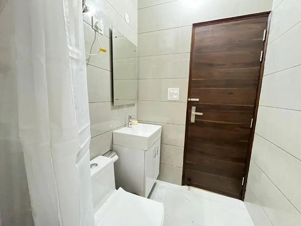 BedChambers Serviced Apartment, Medicity