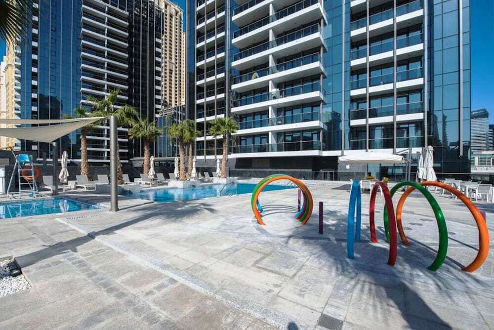 Gorgeous apartment with Marina view