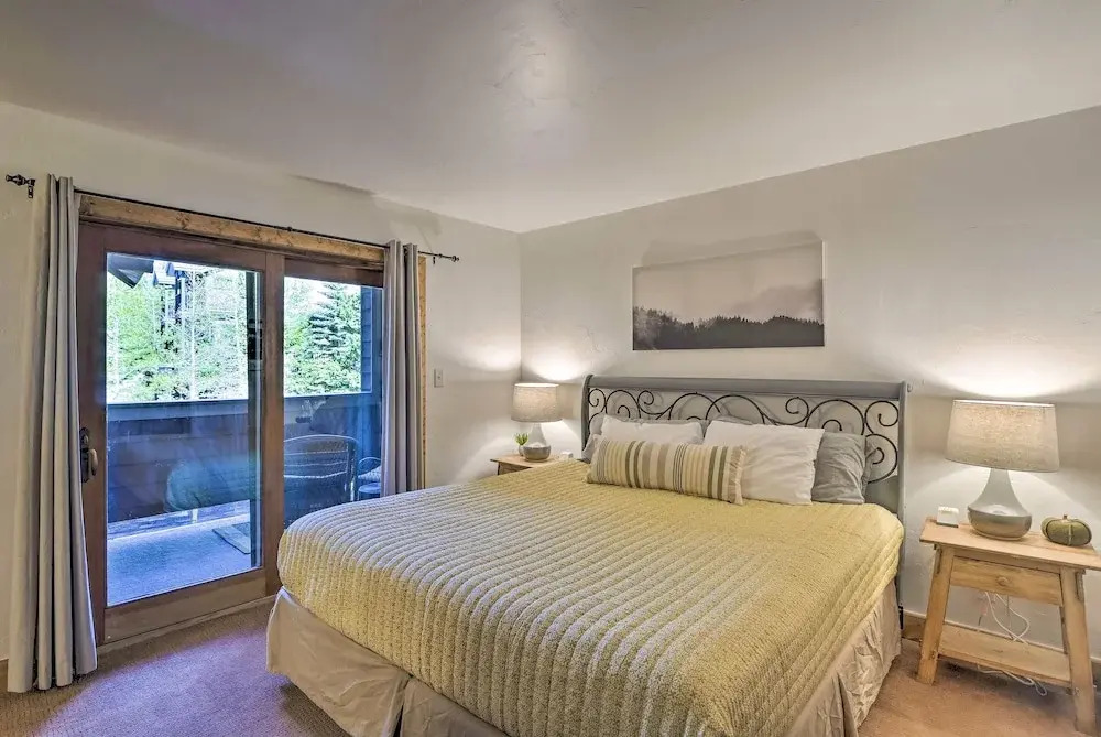 Walk to Gondola & Main St: Peak 9 Condo w/ Balcony