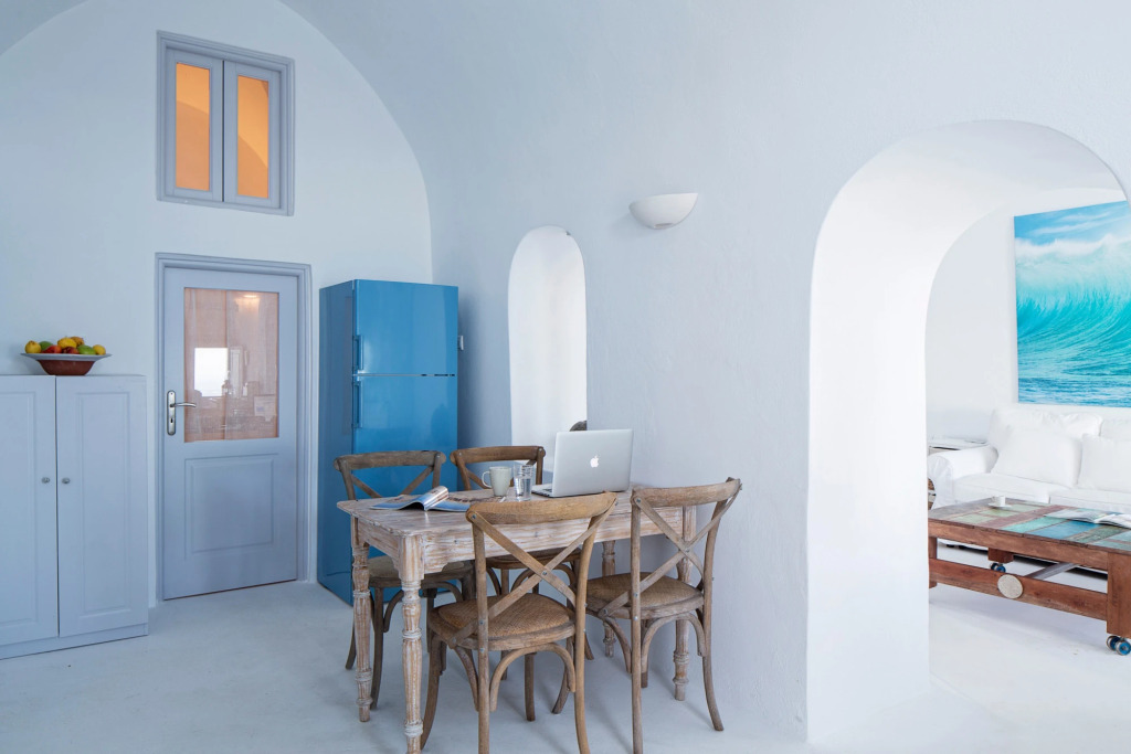 Villa Gaia, 3 bedroom villa with amazing views at Imerovigli