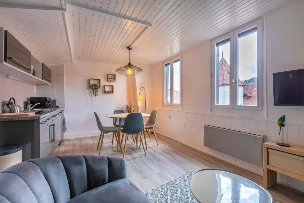 Le Toit du Palais de l'Isle - Studio with stunning views