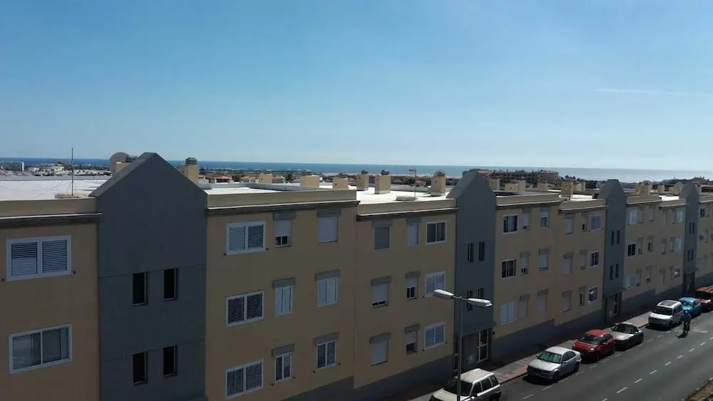 ESTUPENDO Apt.8 pax, TABLERO 10