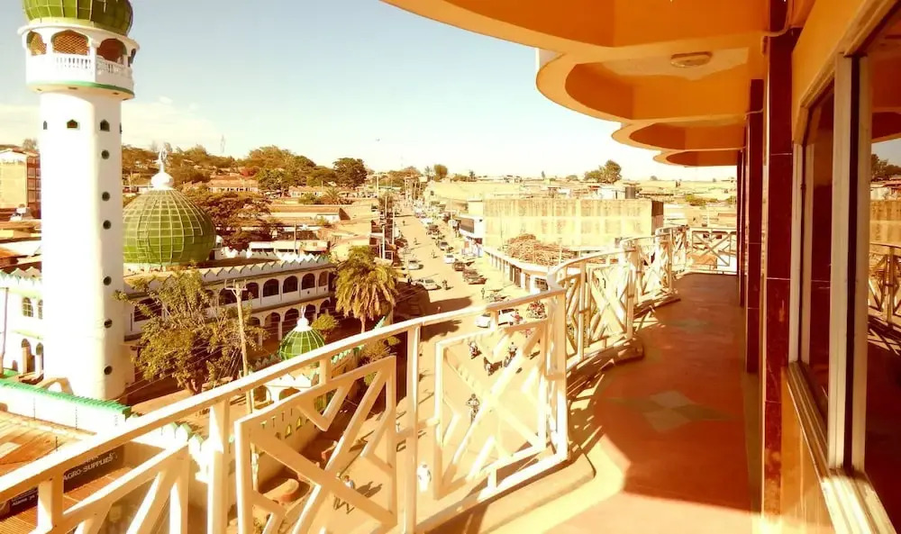 Olorropil Hotel