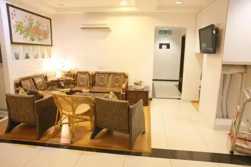 N K Hotel