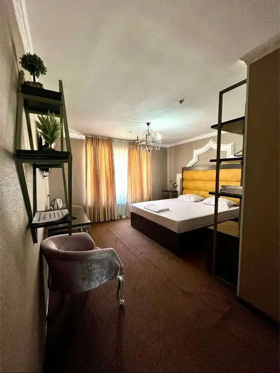Hotel Emir Plaza